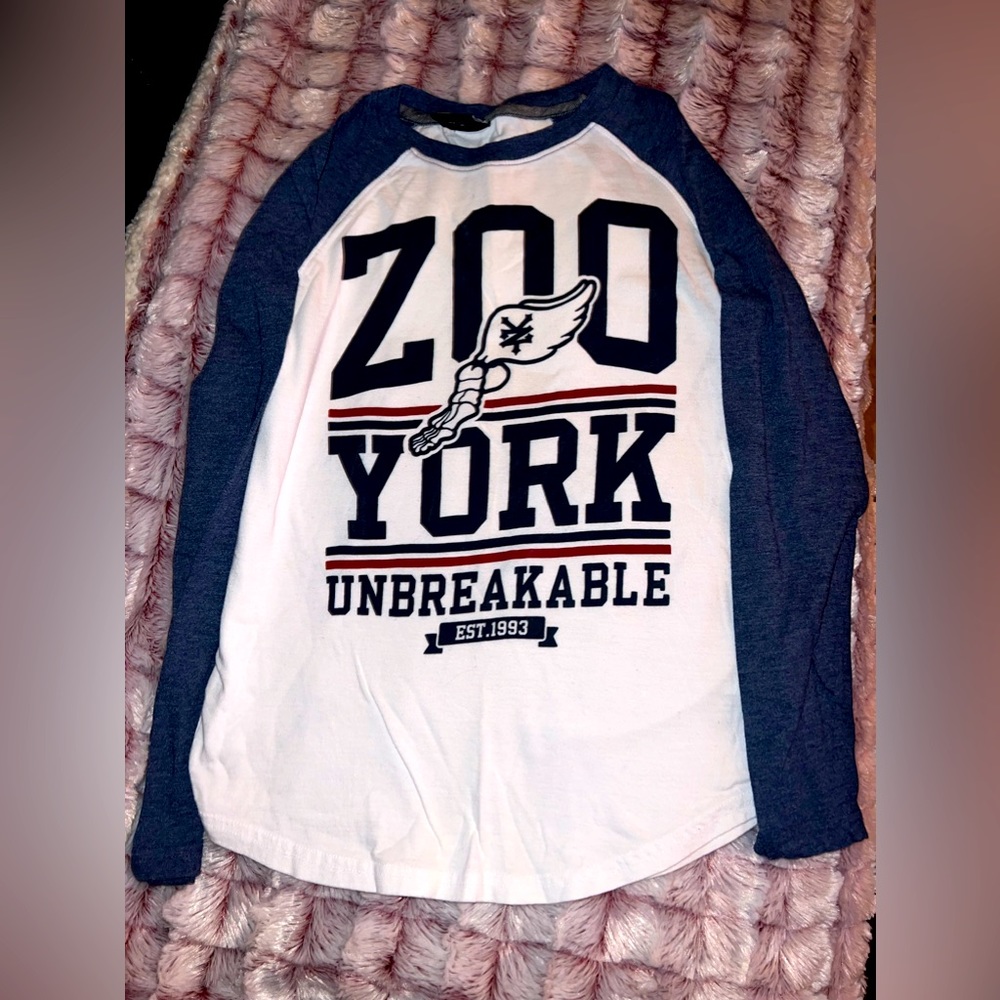 Zoo York Youth Boys long sleeved shirt Size Youth Medium